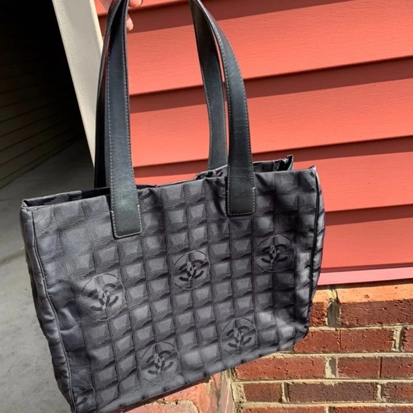 💚💚 CHANEL Travel Line Black Tote Shoulder Bag - Picture 11 of 16